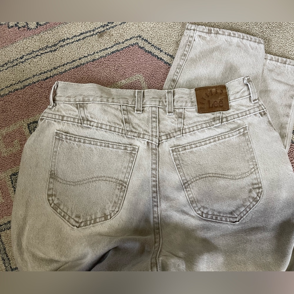 Vintage Lee Riveted Highrise Jeans